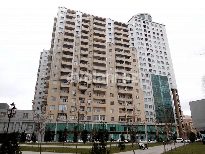 Продаётся, новостройка, 4-комнаты, 190 m², Баку, Хатаинский r, Шах Исмаил Хатаи m.