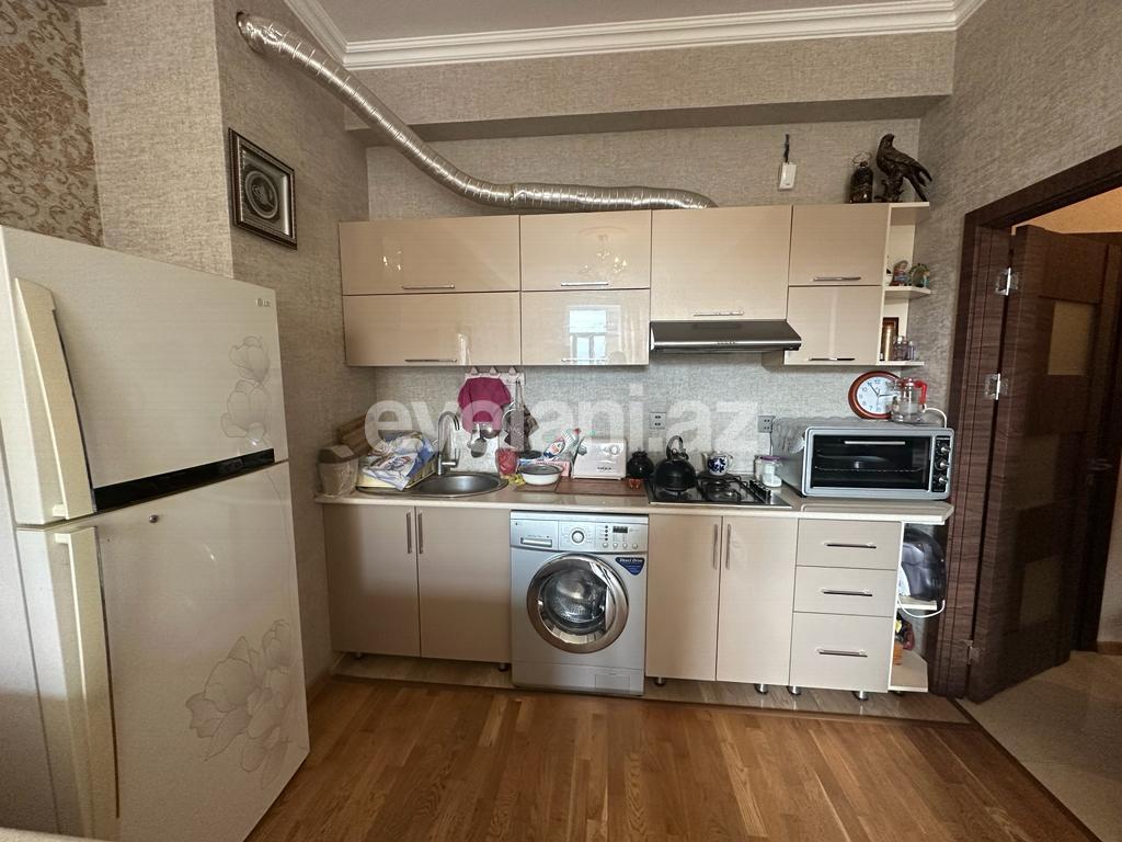 Satılır, yeni tikili, 2 otaqlı, 52 m², Bakı, Suraxanı r, Massiv D q, Xalqlar Dostluğu m.