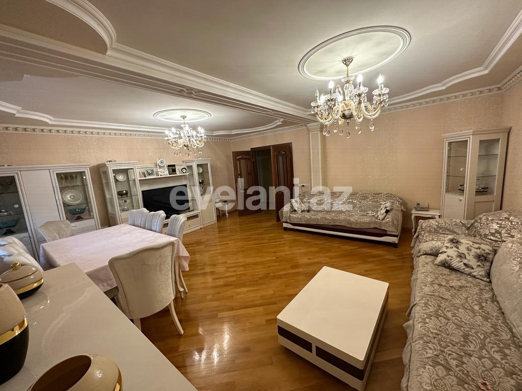 Satılır, köhnə tikili, 4 otaqlı, 120 m², Bakı, Sabunçu r, Bakıxanov q.