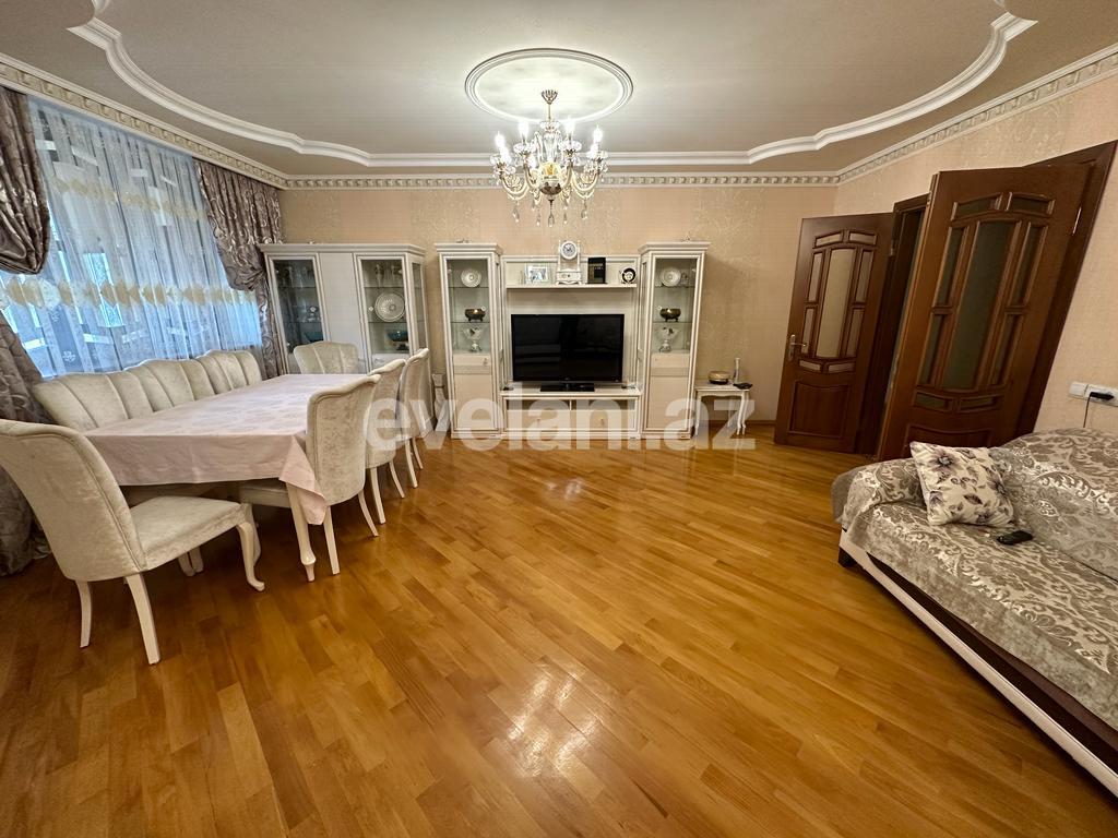 Satılır, köhnə tikili, 4 otaqlı, 120 m², Bakı, Sabunçu r, Bakıxanov q.