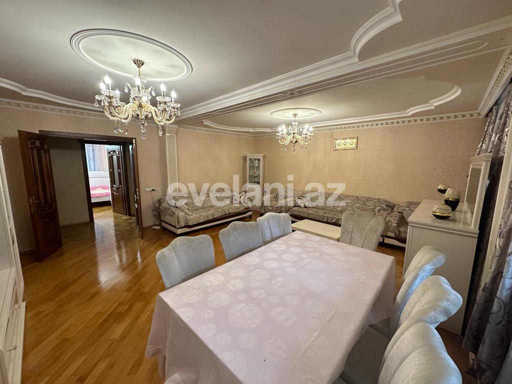 Satılır, köhnə tikili, 4 otaqlı, 120 m², Bakı, Sabunçu r, Bakıxanov q.