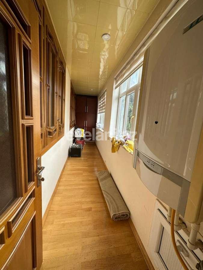 Satılır, köhnə tikili, 4 otaqlı, 120 m², Bakı, Sabunçu r, Bakıxanov q.