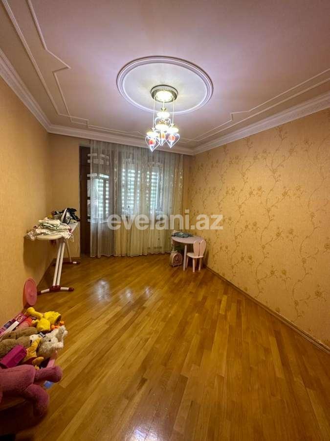 Satılır, köhnə tikili, 4 otaqlı, 120 m², Bakı, Sabunçu r, Bakıxanov q.