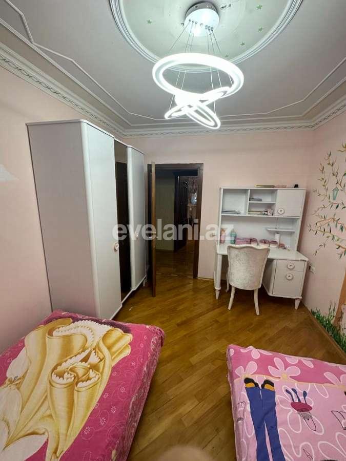 Satılır, köhnə tikili, 4 otaqlı, 120 m², Bakı, Sabunçu r, Bakıxanov q.