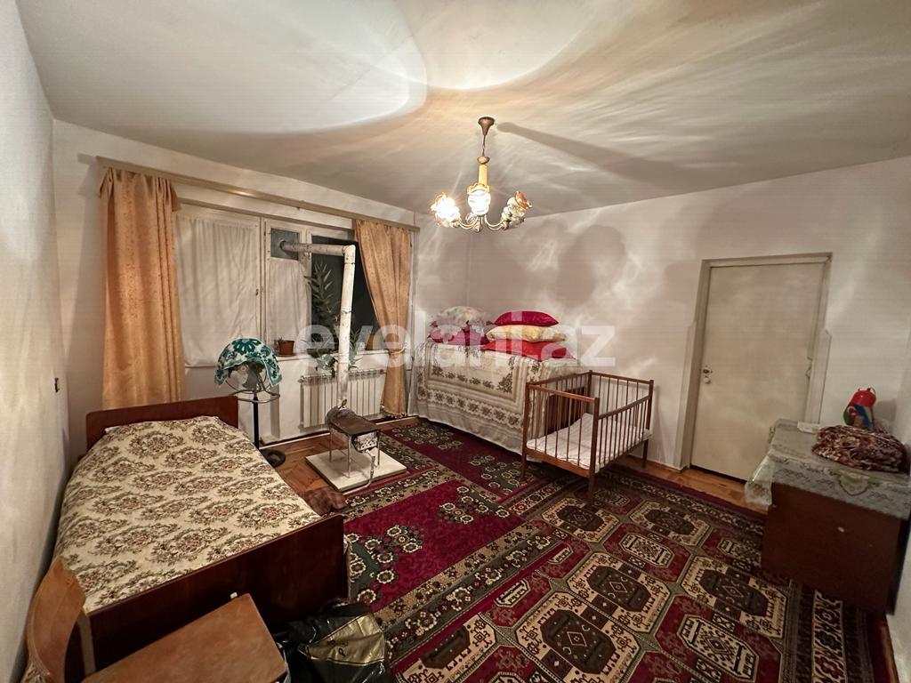 Satılır, köhnə tikili, 5 otaqlı, 120 m², Bakı, Xətai r, Şah İsmayıl Xətai m.