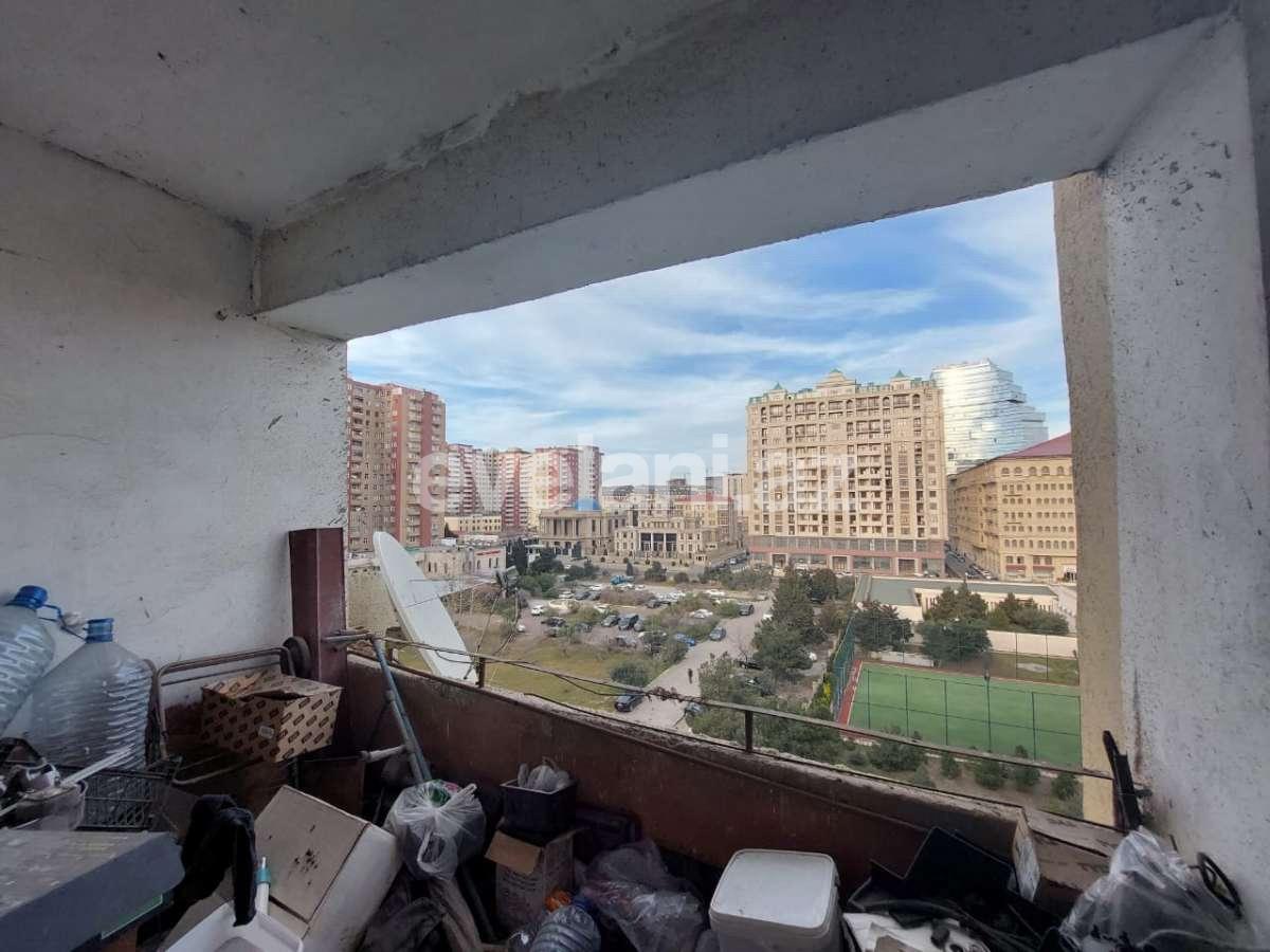 Satılır, köhnə tikili, 5 otaqlı, 120 m², Bakı, Xətai r, Şah İsmayıl Xətai m.