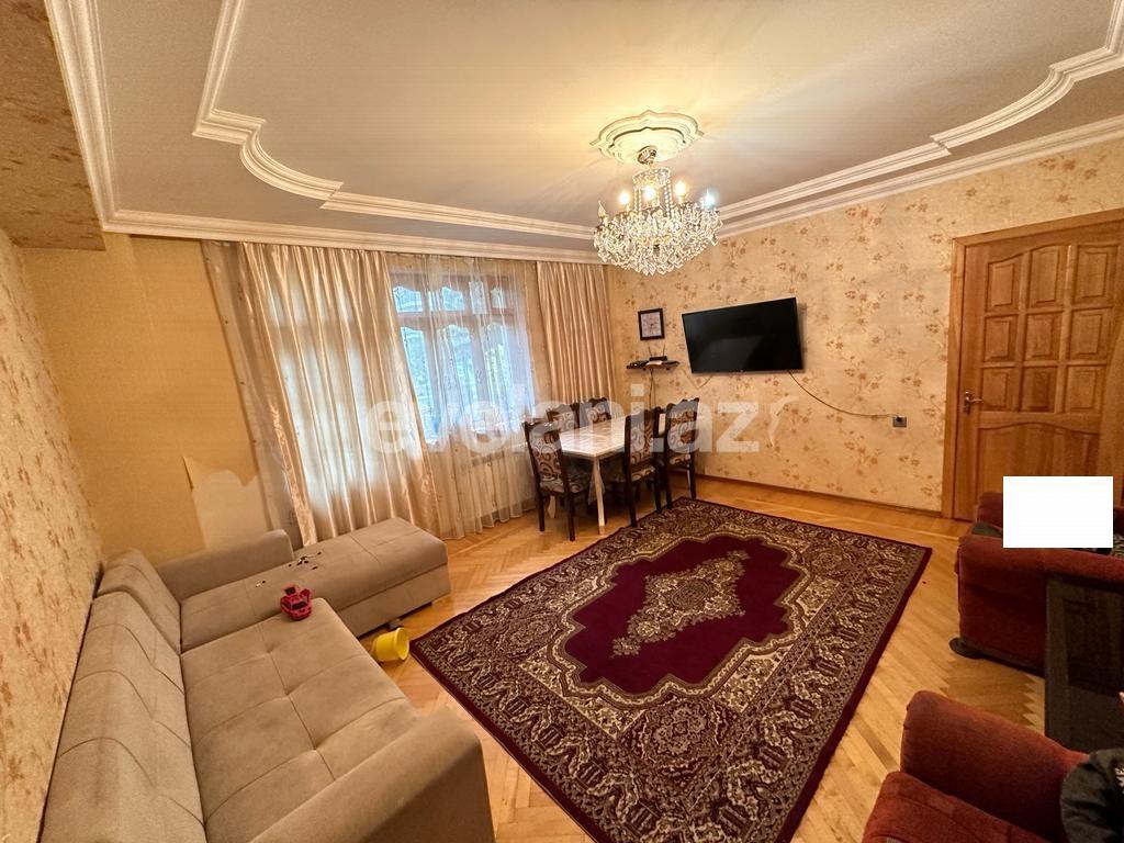 Satılır, köhnə tikili, 5 otaqlı, 110 m², Bakı, Xətai r, Şah İsmayıl Xətai m.
