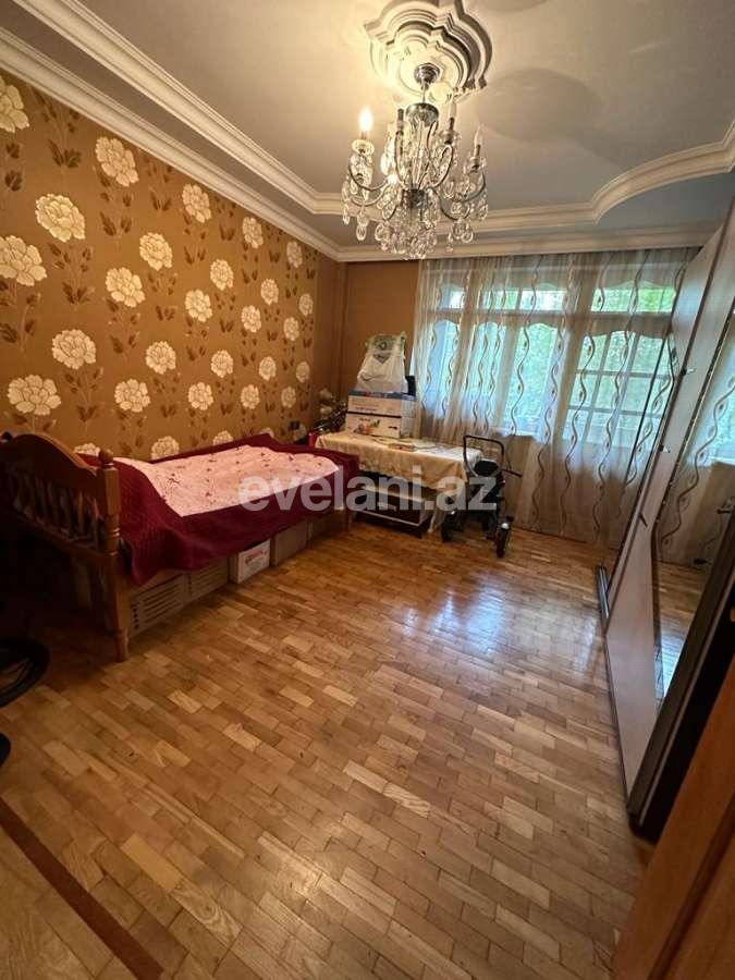 Satılır, köhnə tikili, 5 otaqlı, 110 m², Bakı, Xətai r, Şah İsmayıl Xətai m.