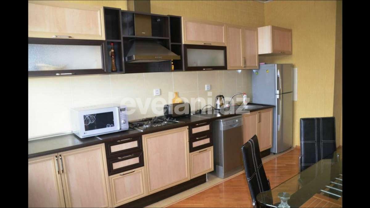 Kirayə verilir, yeni tikili, 2 otaqlı, 90 m², Bakı, Nəsimi r, 3-cü mikrorayon q, 8 Noyabr m.