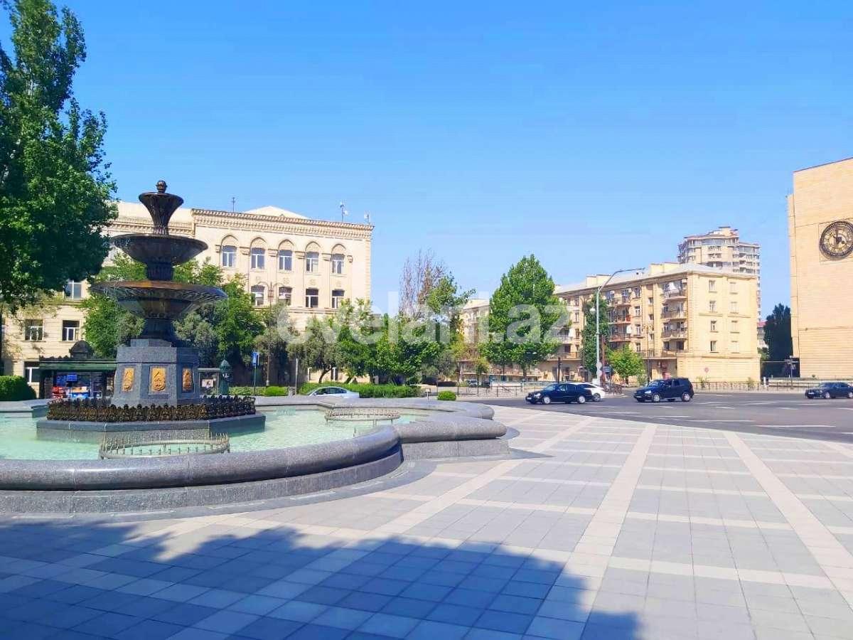 Sale, old building, 2 room, 65 m², Baku, Yasamal r, Elmlar Akademiyası m.