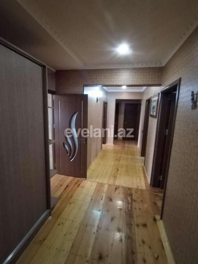 Sale, old building, 5 room, 110 m², Baku, Surakhani r, Massiv A d.