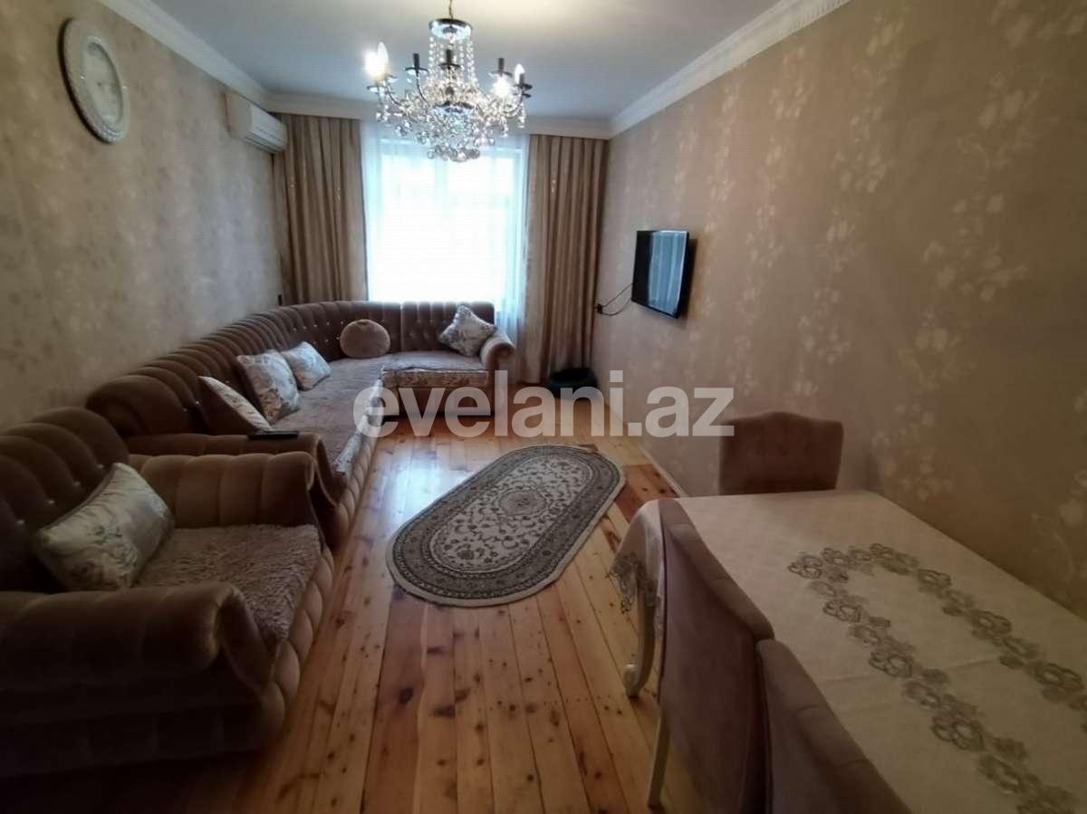 Sale, old building, 5 room, 110 m², Baku, Surakhani r, Massiv A d.