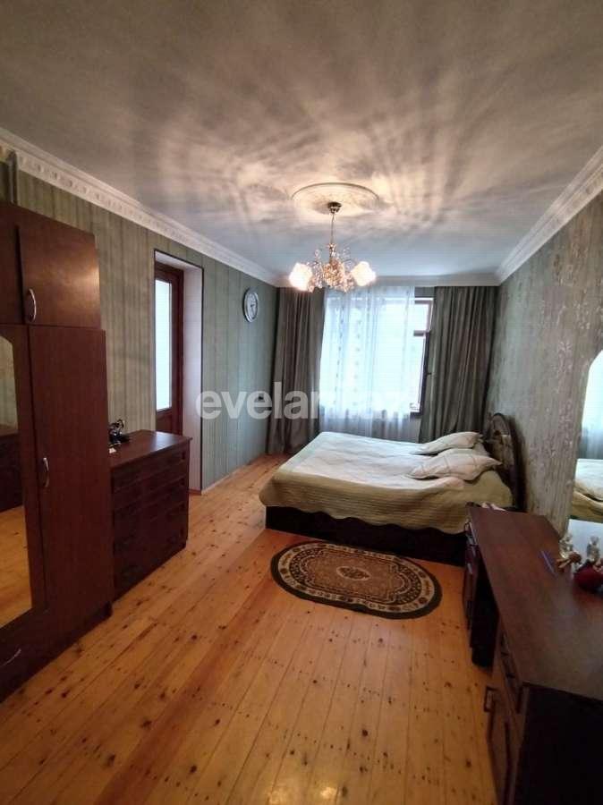Sale, old building, 5 room, 110 m², Baku, Surakhani r, Massiv A d.