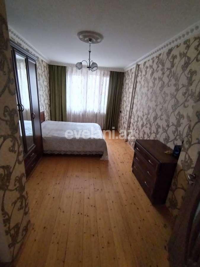 Sale, old building, 5 room, 110 m², Baku, Surakhani r, Massiv A d.