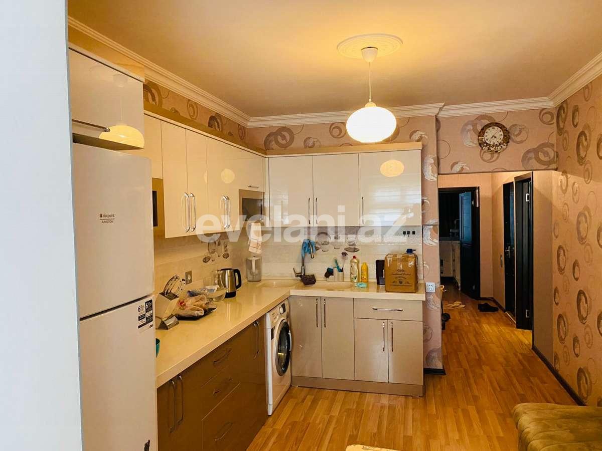 Satılır, köhnə tikili, 2 otaqlı, 60 m², Bakı, Nizami r, Neftçilər m.