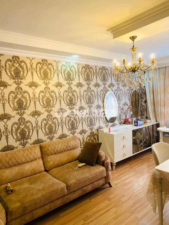 Satılır, köhnə tikili, 2 otaqlı, 60 m², Bakı, Nizami r, Neftçilər m.