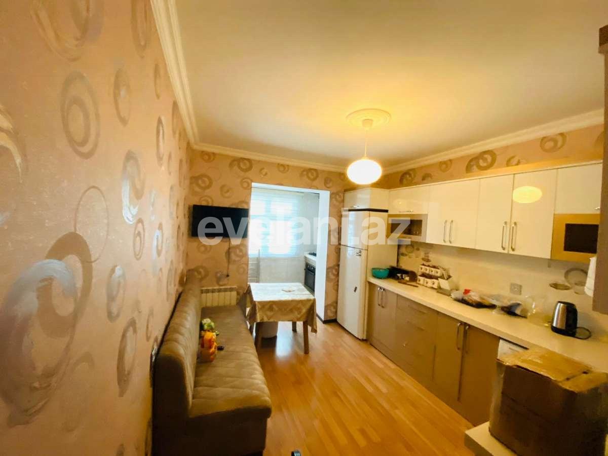 Satılır, köhnə tikili, 2 otaqlı, 60 m², Bakı, Nizami r, Neftçilər m.