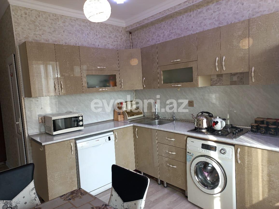 Satılır, köhnə tikili, 2 otaqlı, 65 m², Bakı, Nizami r, Qara Qarayev m.