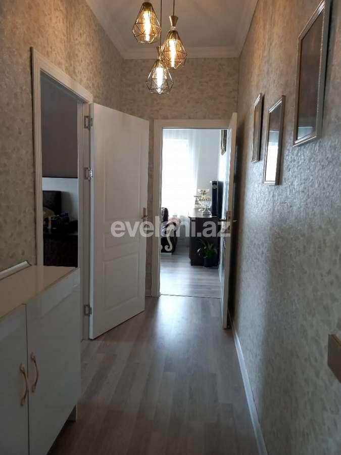 Satılır, köhnə tikili, 2 otaqlı, 65 m², Bakı, Nizami r, Qara Qarayev m.