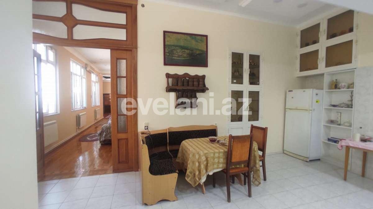 Sale, old building, 5 room, 140 m², Baku, Sabail r, Icheri Sheher m.