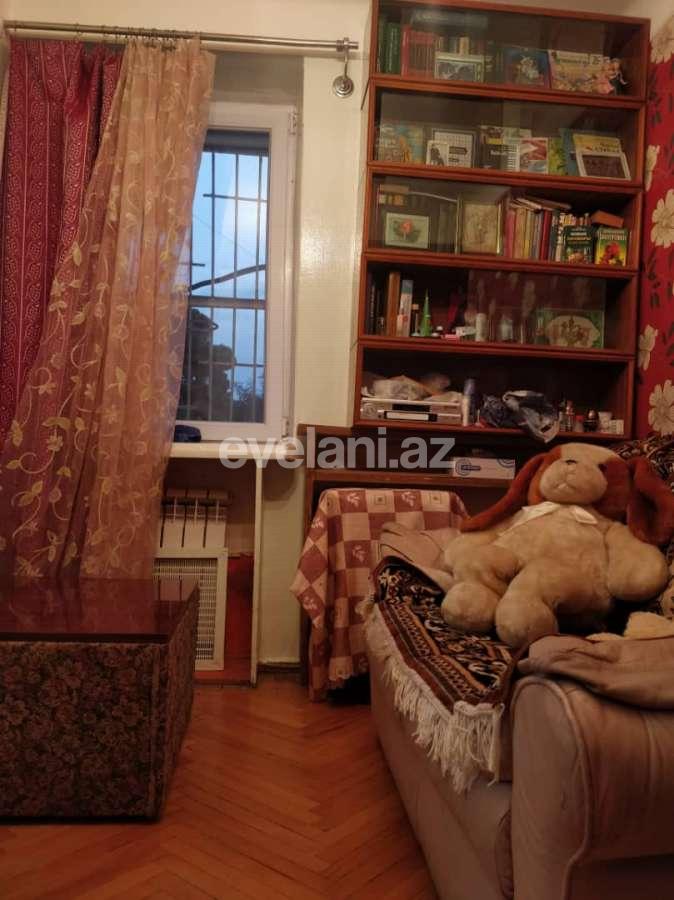 Satılır, köhnə tikili, 3 otaqlı, 58 m², Bakı, Nəsimi r, Memar Əcəmi m.