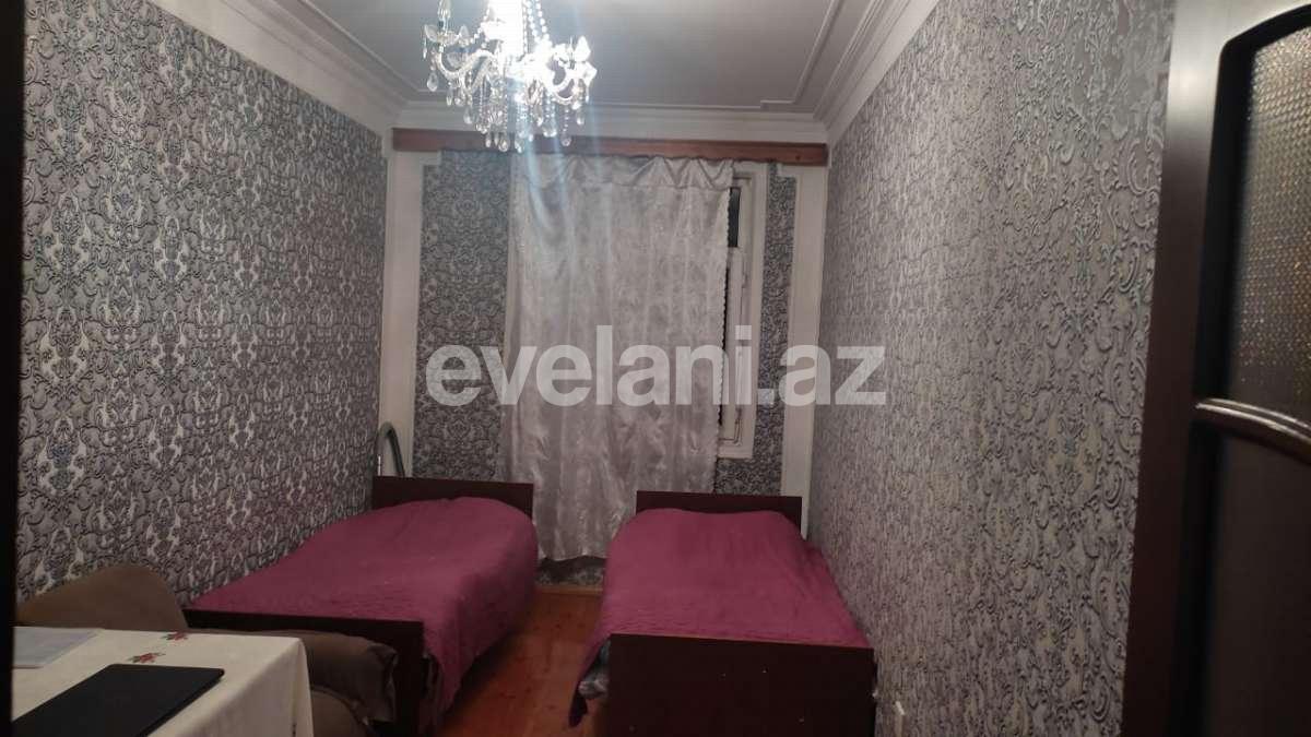 Satılır, köhnə tikili, 4 otaqlı, 70 m², Bakı, Nəsimi r, Memar Əcəmi m.