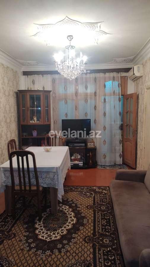 Satılır, köhnə tikili, 4 otaqlı, 70 m², Bakı, Nəsimi r, Memar Əcəmi m.