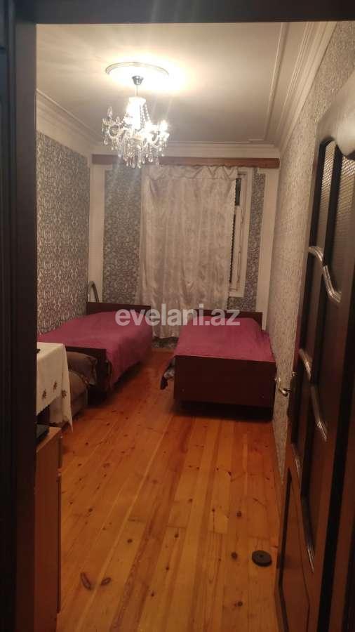 Satılır, köhnə tikili, 4 otaqlı, 70 m², Bakı, Nəsimi r, Memar Əcəmi m.