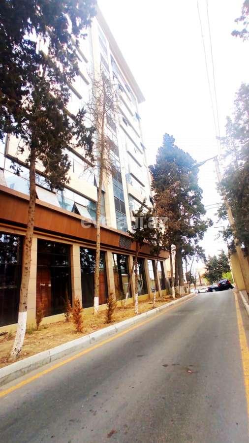 Satılır, yeni tikili, 7 otaqlı, 350 m², Bakı, Səbail r, Badamdar q, Elmlər Akademiyası m.