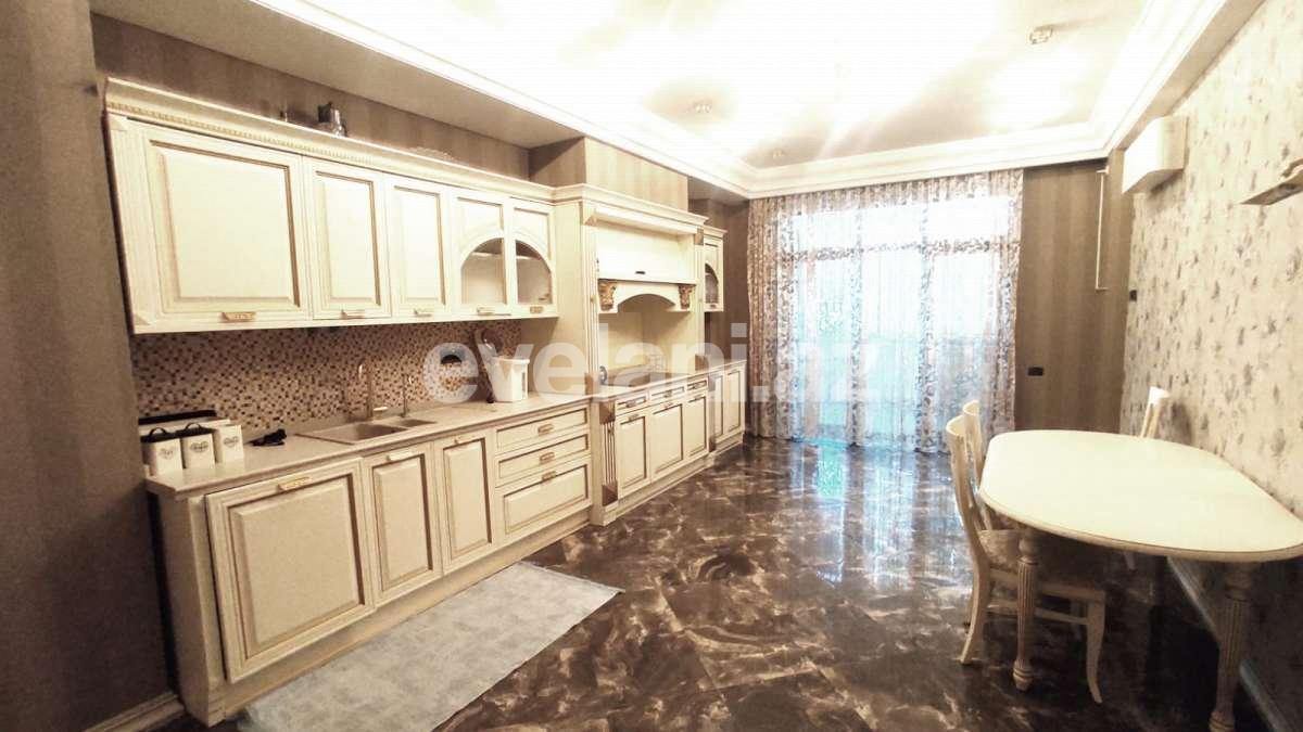 Сдаётся, новостройка, 4-комнаты, 267 m², Баку, Хатаинский r, Шах Исмаил Хатаи m.