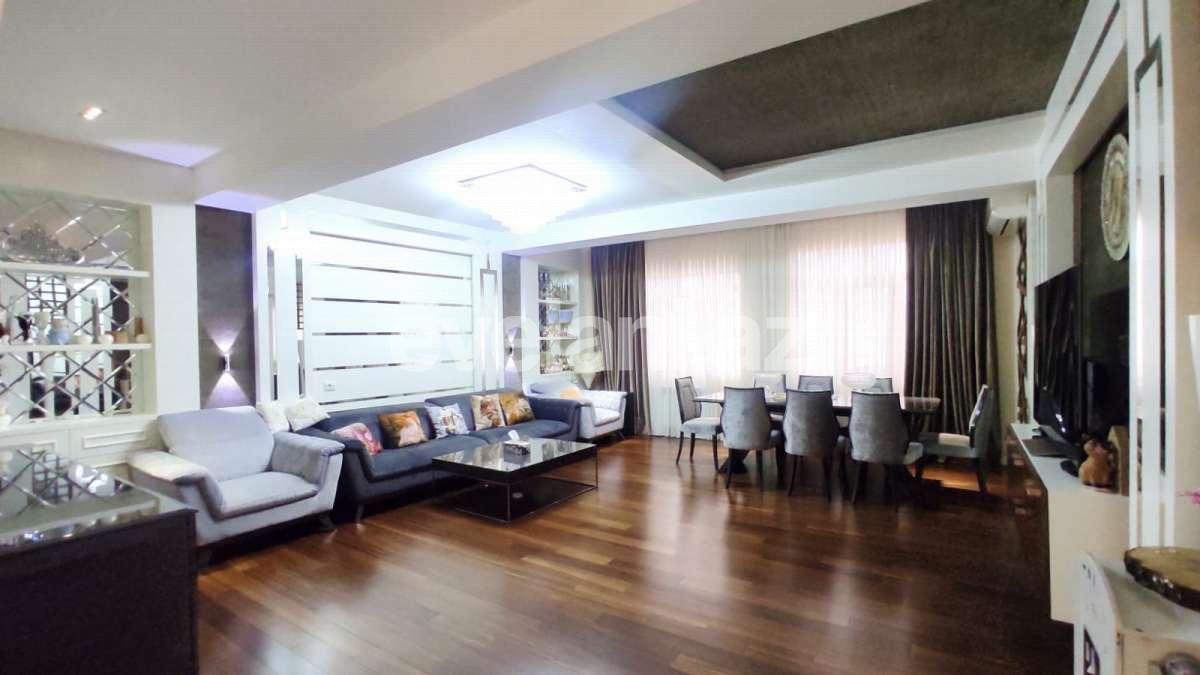 Продаётся, новостройка, 4-комнаты, 200 m², Баку, Насиминский r, 28 мая m.