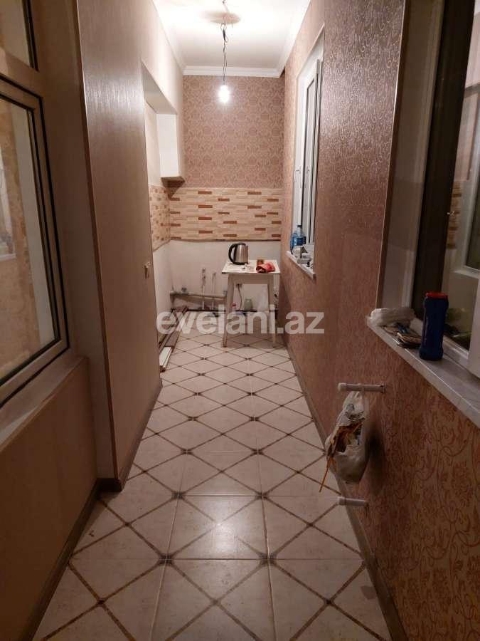 Satılır, köhnə tikili, 2 otaqlı, 50 m², Bakı, Binəqədi r, Memar Əcəmi m.