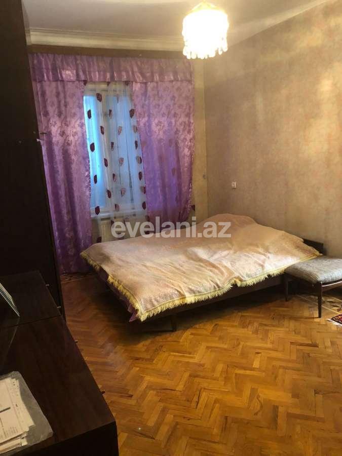 Satılır, köhnə tikili, 3 otaqlı, 80 m², Bakı, Binəqədi r, Memar Əcəmi m.
