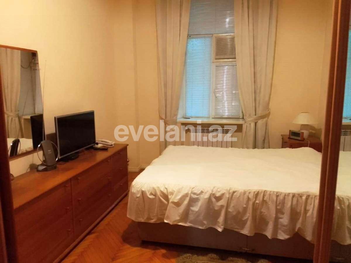 Kirayə verilir, köhnə tikili, 4 otaqlı, 130 m², Bakı, Səbail r.