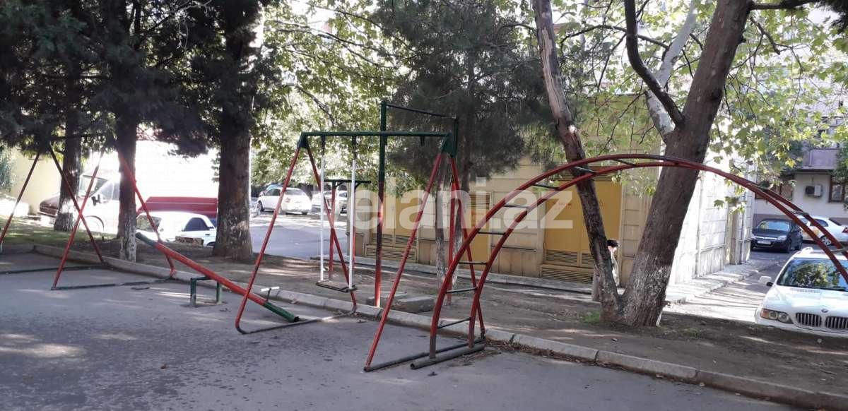 Satılır, köhnə tikili, 2 otaqlı, 87 m², Bakı, Nəsimi r, 20 yanvar m.