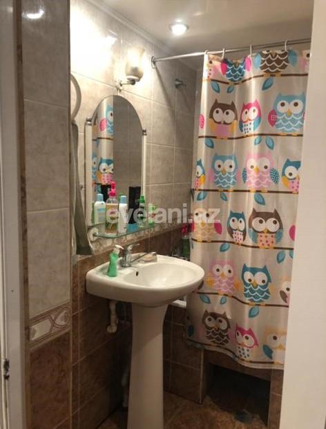 Kirayə verilir, köhnə tikili, 2 otaqlı, 60 m², Bakı, Nərimanov r.