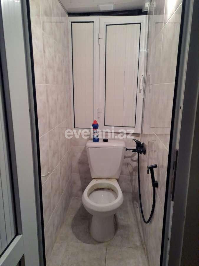 Satılır, köhnə tikili, 3 otaqlı, 80 m², Bakı, Binəqədi r, Memar Əcəmi m.