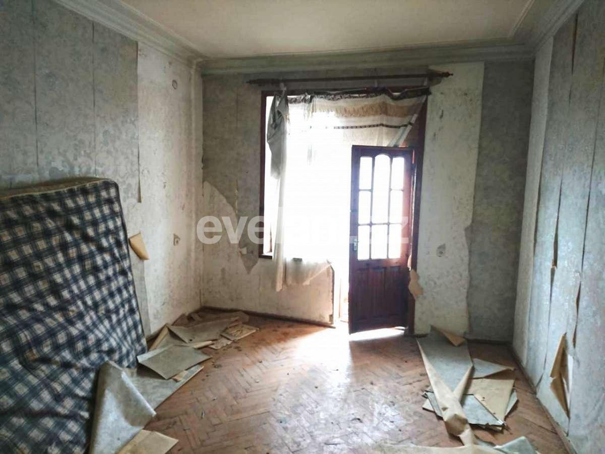 Sale, old building, 2 room, 60 m², Baku, Yasamal r, Nizami m.