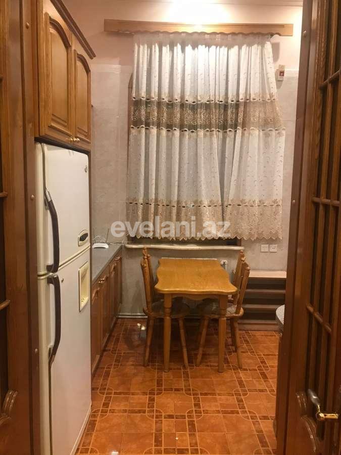 Kirayə verilir, köhnə tikili, 4 otaqlı, 108 m², Bakı, Səbail r, Sahil m.