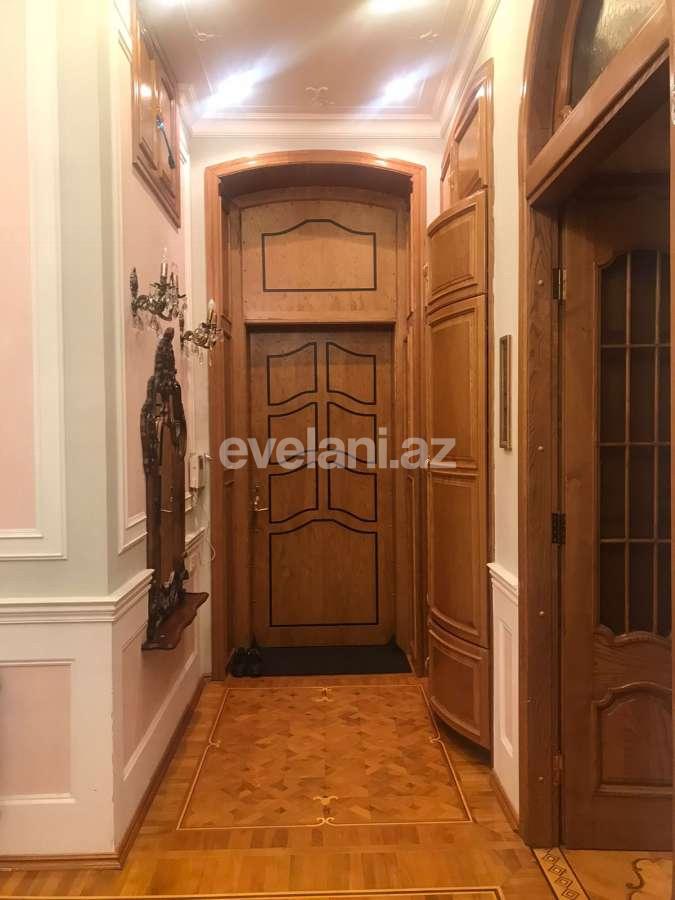 Kirayə verilir, köhnə tikili, 4 otaqlı, 108 m², Bakı, Səbail r, Sahil m.