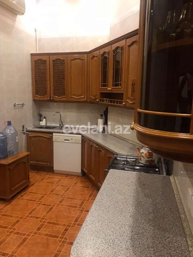 Kirayə verilir, köhnə tikili, 4 otaqlı, 108 m², Bakı, Səbail r, Sahil m.