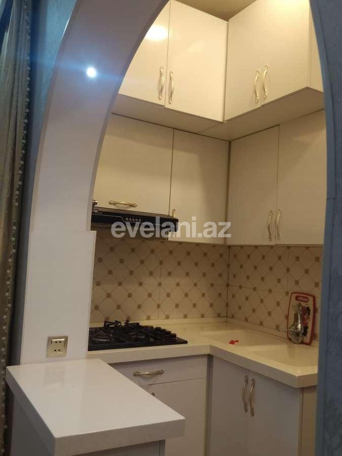 Satılır, köhnə tikili, 3 otaqlı, 53 m², Bakı, Nəsimi r, Memar Əcəmi m.