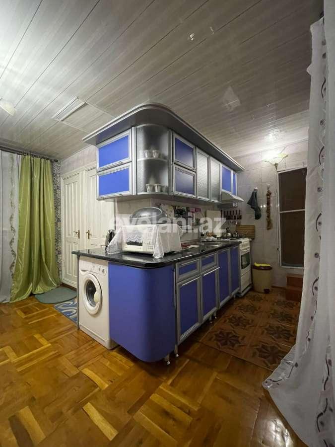 Rent, old building, 2 room, 90 m², Baku, Sabail r, Sahil m.