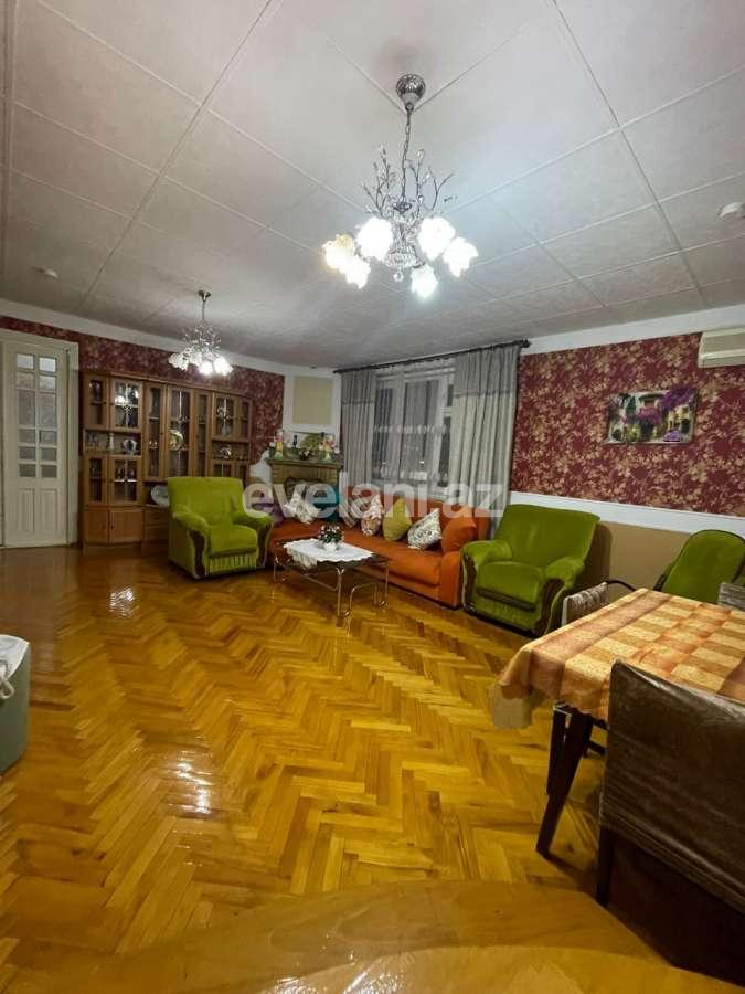 Rent, old building, 2 room, 90 m², Baku, Sabail r, Sahil m.