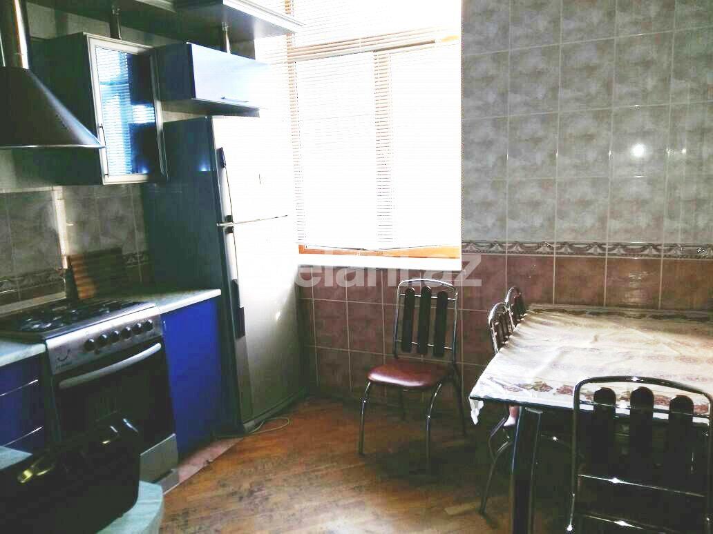 Rent, old building, 2 room, 60 m², Baku, Yasamal r, Elmlar Akademiyası m.
