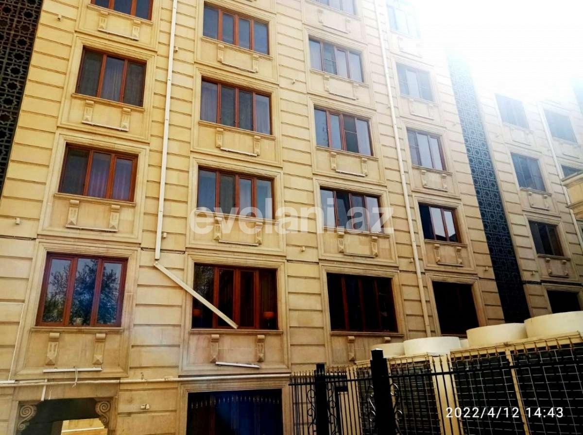 Продаётся, вторичка, 2-комнаты, 70 m², Баку, Сабаильский r, Ичери Шехер m.