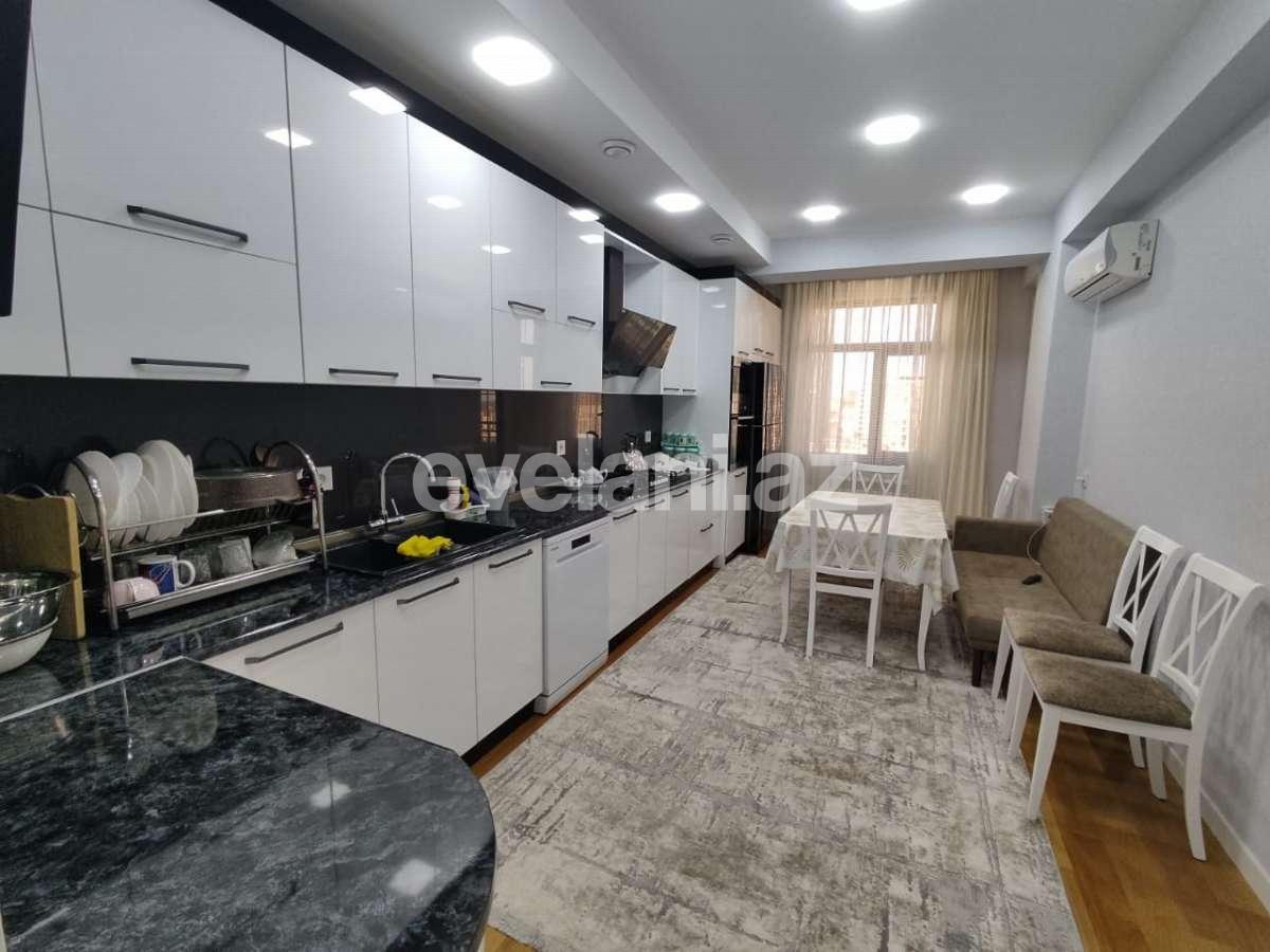 Kirayə verilir, yeni tikili, 4 otaqlı, 225 m², Bakı, Xətai r.