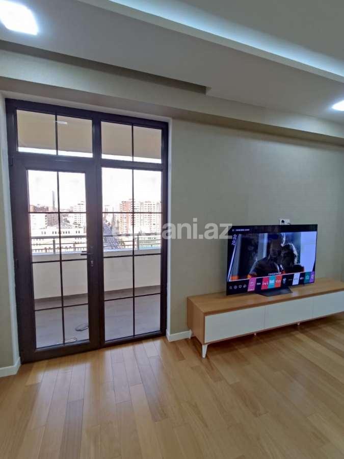 Kirayə verilir, yeni tikili, 4 otaqlı, 225 m², Bakı, Xətai r.