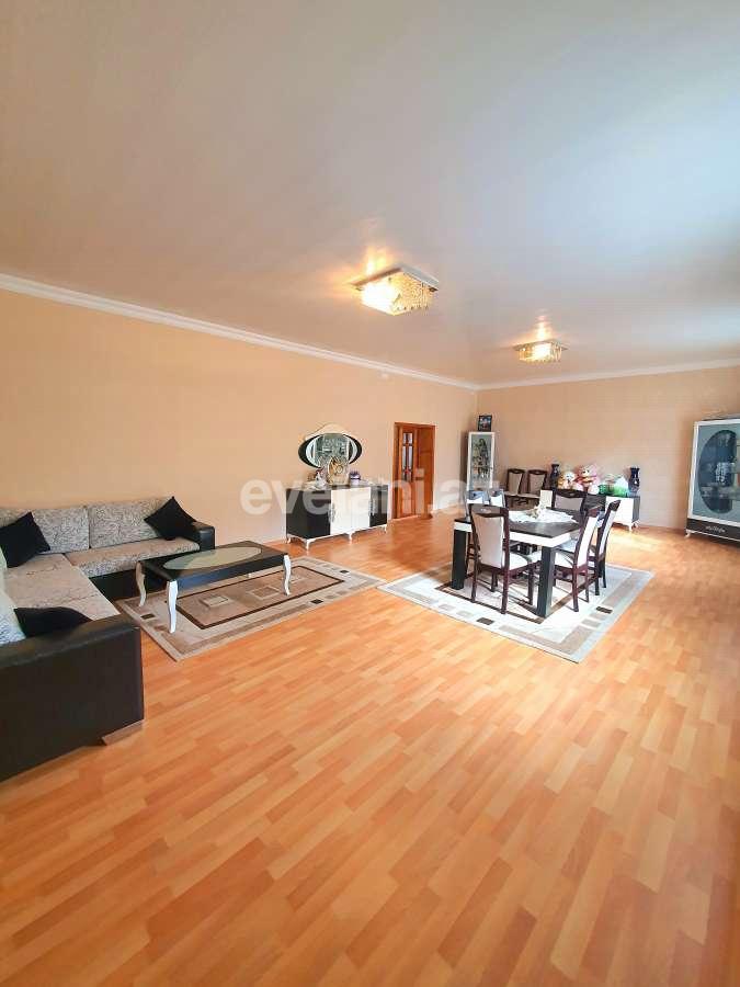 Satılır, villa, 8 otaqlı, 480 m², Bakı, Suraxanı r, Qaraçuxur q.