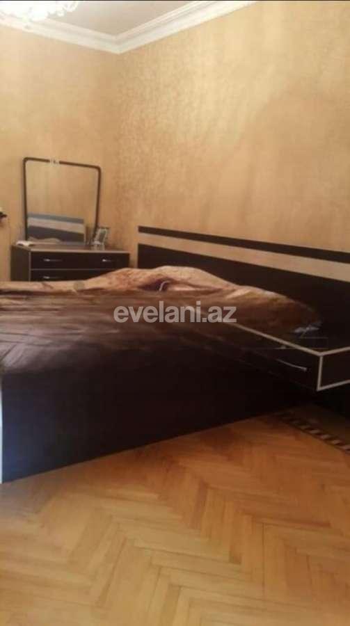 Sale, old building, 2 room, 60 m², Baku, Binagadi r, 8-th microdistrict d, Azadlig prospekti m.